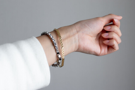 ブレスレット 彼女へのプレゼントに人気のレディースブランド9選 今すぐプレゼント