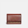 COACH_ミディアム フラップ ウォレット カラーブロック シグネチャー キャンバス_商品写真