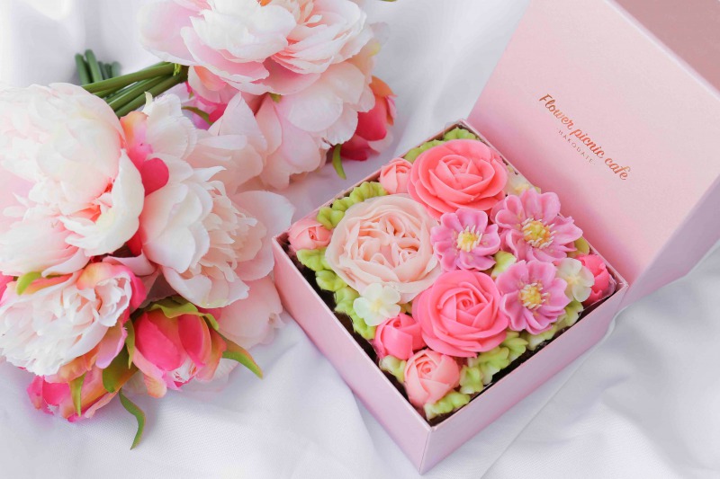 Flower picnic cafe_Blossom Pink Pボックスフラワーケーキ_商品写真