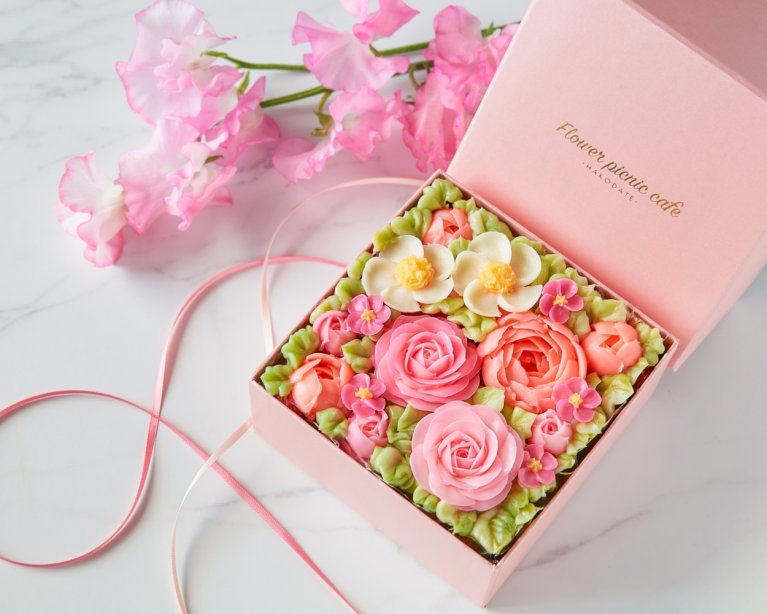 Flower Picnic Cafe -Hakodate-_『食べられるお花のケーキ』 【Peach Pink】ボックスフラワーケーキ_商品画像