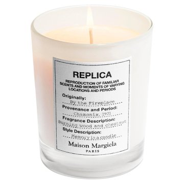 Maison Margiela Fragrances_燃える暖炉とチェスナッツの香り
レプリカ キャンドル バイ ザ ファイヤープレイス / 本体 / 165g / ウッディアンバー