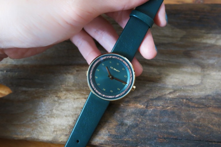 【レビュー】VEJRHOJの腕時計 Petite Emerald を徹底評価！_アイキャッチ写真